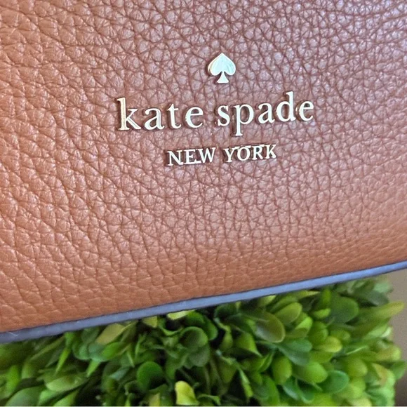 KATE SPADE ♠️ New York 🤎Leila🤎LEATHER CONVERTIBLE SMALL BUCKET BAG 🌟EUC🌟 - Picture 10 of 17